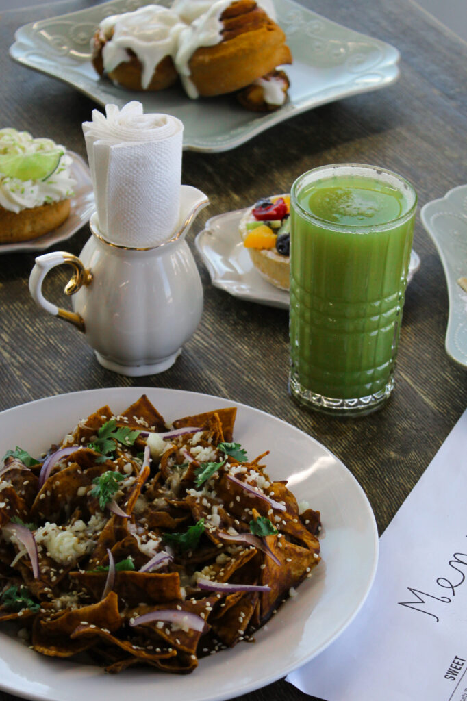 Chilaquiles, Juice, Mexican Breakfast, Mexican Brunch, Restaurants for Breakfast in Rocky Point Mexico, Top Restaurants in Rocky Point, La Belle above CoffeePoint