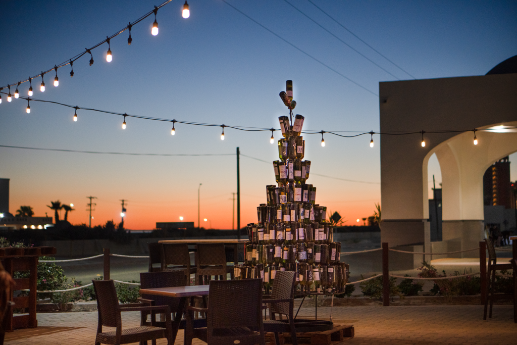 Restaurants with Ocean views, wine bars in rocky point, best places for live music and dancing in rocky point mexico