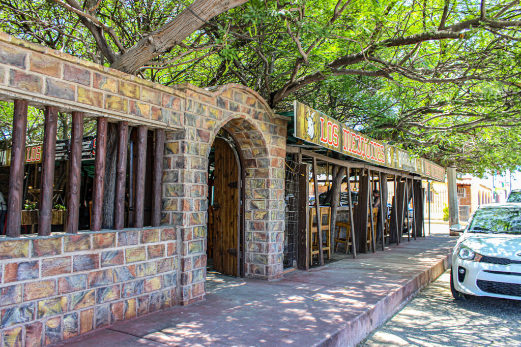 Birrieria Los Mezquites