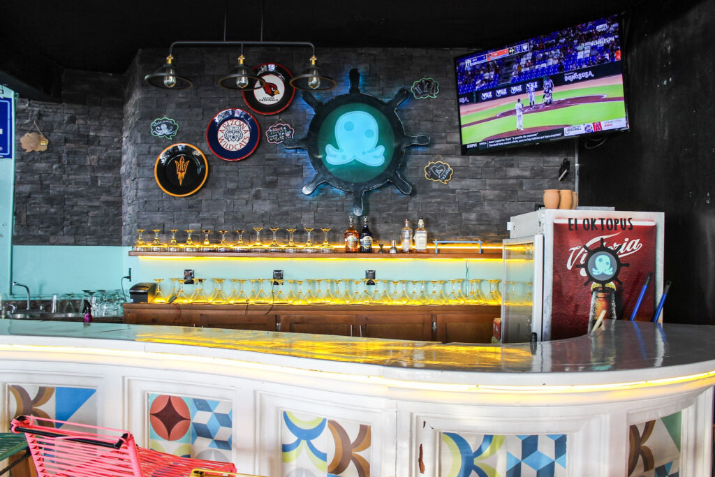 El Oktopus Restaurant Bar